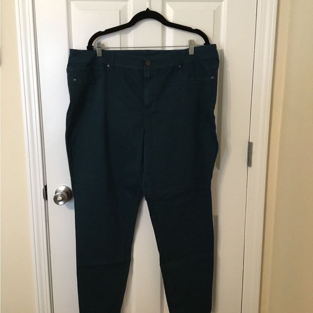 MAURICES WOMENS JEANS